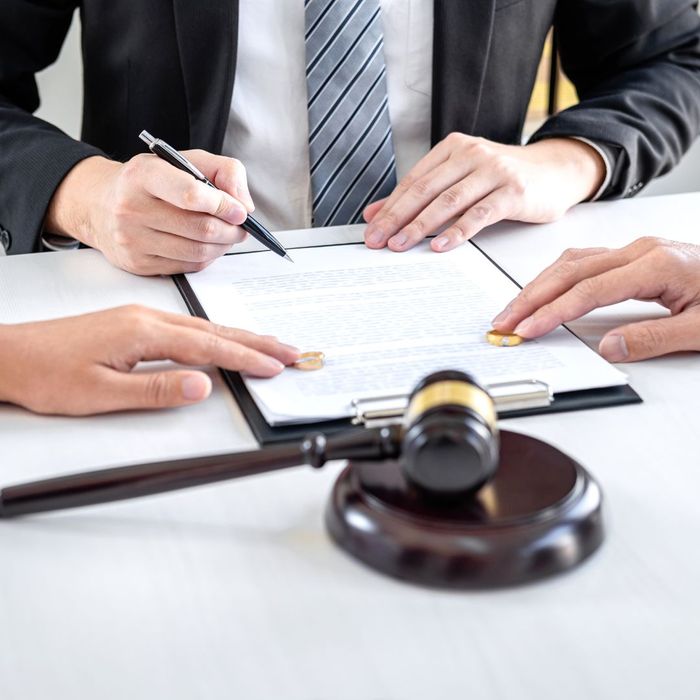 4 Types Of Family Law Services We Offer At Weaver, & Bland, P.A. Weaver,